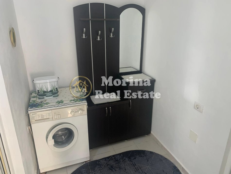 Tirane, jepet me qera garsonier Kati 0, 40 m² 300 € (Ish parku i autobuzave)