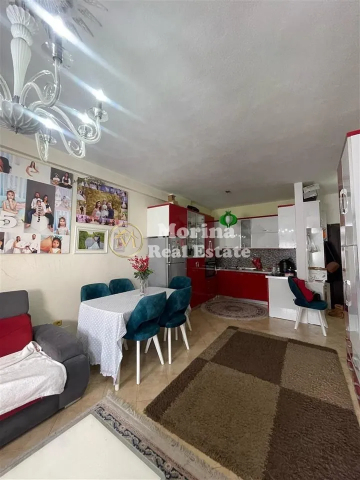 Tirane, jepet me qera apartament Kati 6, 71 m² 400 € (Yzberisht)