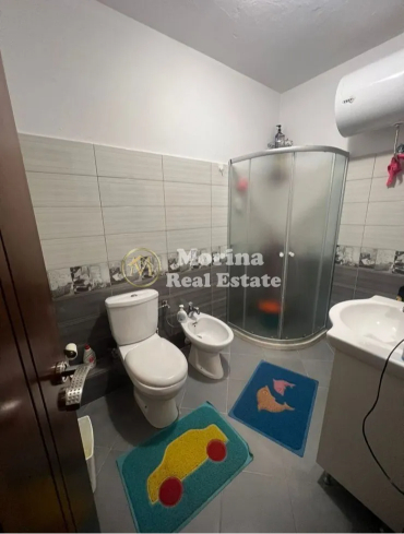 Tirane, jepet me qera apartament 2+1 Kati 2, 90 m² 700 €