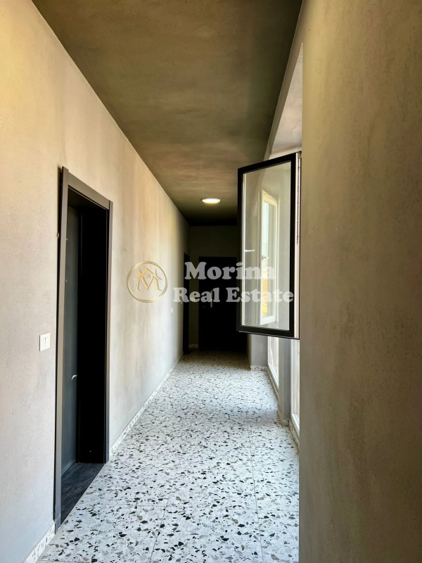 Tirane, jepet me qera apartament 2+1 Kati 3, 100 m² 1.400 € (Medreseja)