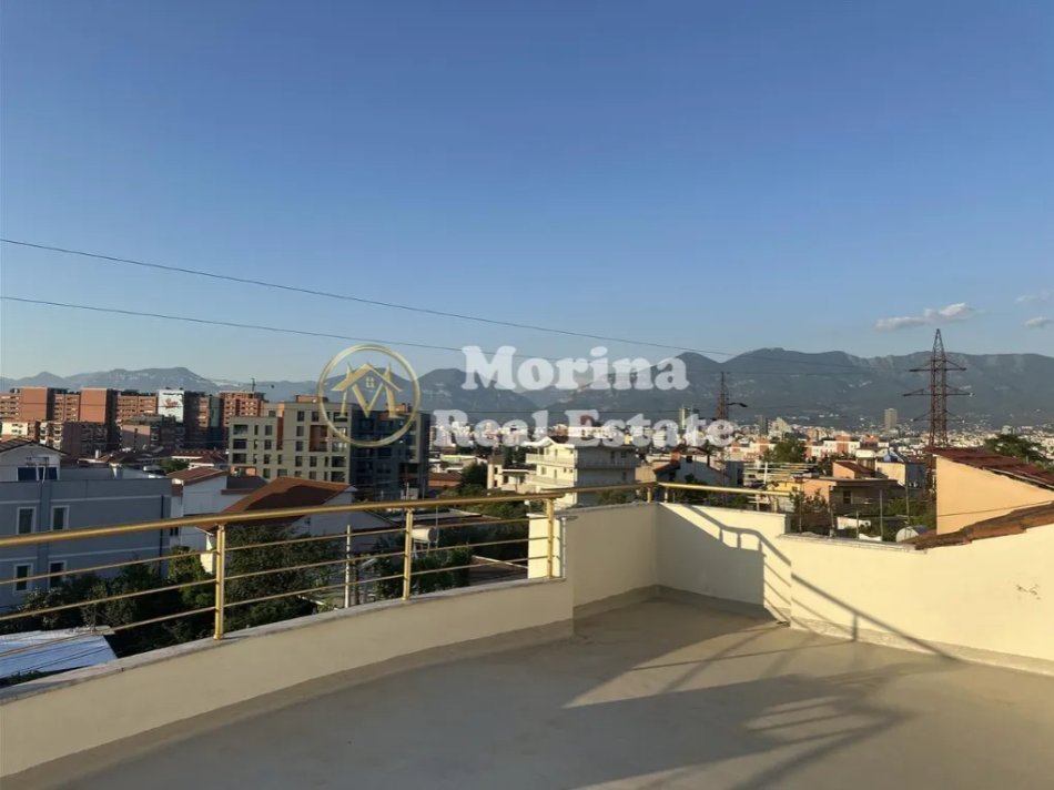 Tirane, jepet me qera shtepi 2+1 Kati 3, 100 m² 400 € (Selite)