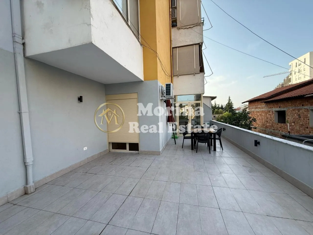 Tirane, jepet me qera apartament 1+1 Kati 2, 108 m² 750 € (21 Dhjetori)