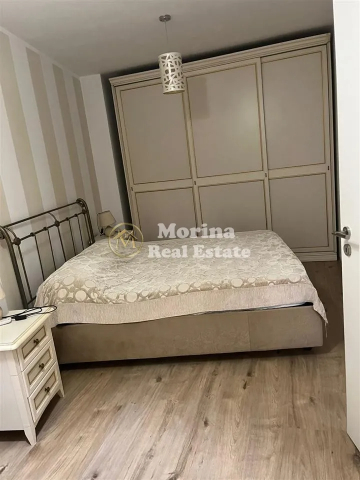 Tirane, jepet me qera apartament 1+1 Kati 8, 65 m² 500 € (21 Dhjetori)