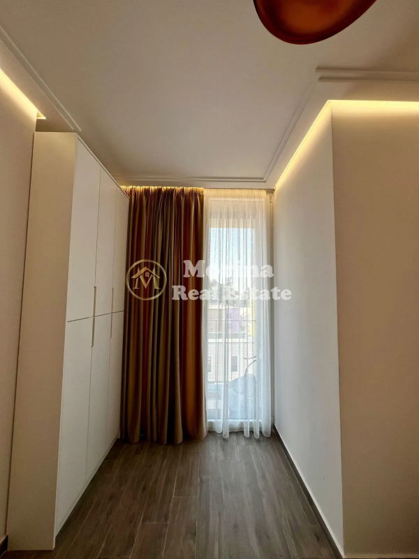 Tirane, jepet me qera apartament 2+1 Kati 3, 100 m² 1.400 € (Medreseja)