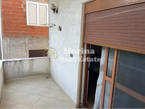 Tirane, jepet me qera apartament 1+1+Ballkon Kati 2, 50 m² 300 € (Qytet Studenti)