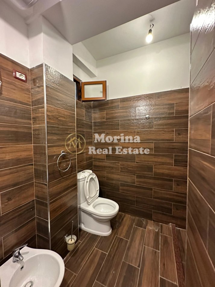 Tirane, jepet me qera apartament 1+1+Ballkon Kati 3, 60 m² 350 € (Rruga 5 Maji)
