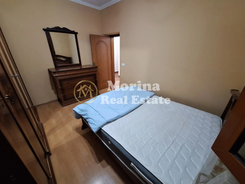 Tirane, jepet me qera apartament 1+1 Kati 1, 65 m² 420 € (21 Dhjetori)