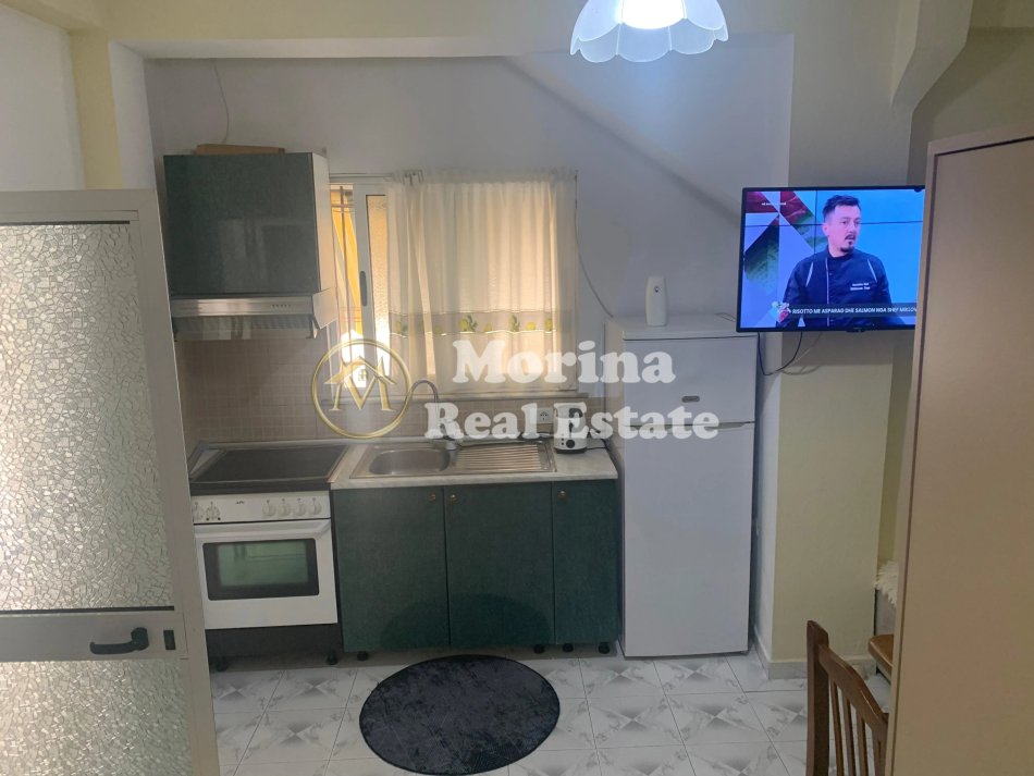 Tirane, jepet me qera garsonier Kati 0, 40 m² 300 € (Ish parku i autobuzave)