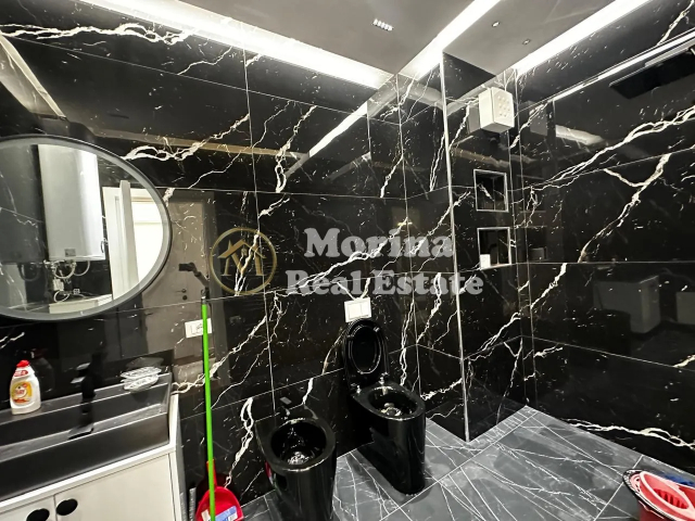 Tirane, jepet me qera apartament 2+1 Kati 4, 115 m² 1.000 € (Farmacia 10-Kompleksi Arlis)