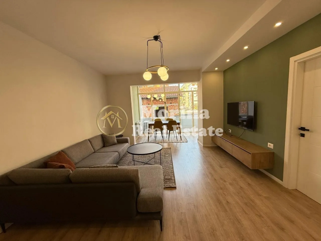 Tirane, jepet me qera apartament 1+1 Kati 2, 108 m² 750 € (21 Dhjetori)