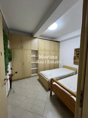 Tirane, jepet me qera apartament 2+1 Kati 1, 75 m² 650 € (Blloku)