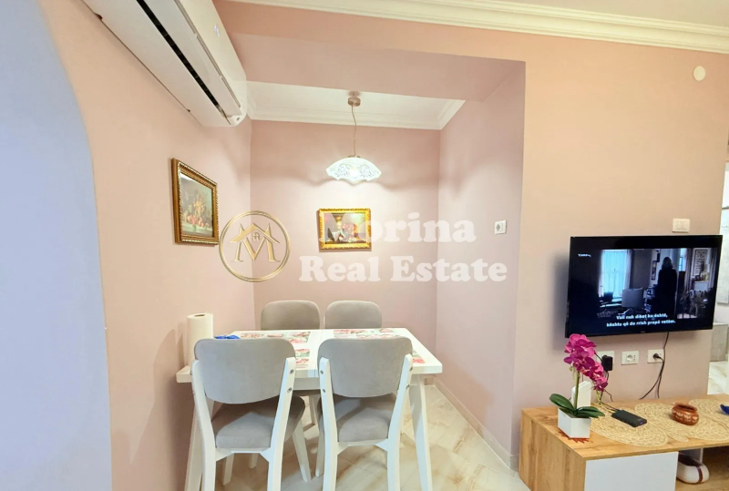 Tirane, jepet me qera apartament 1+1 Kati 1, 80 m² 600 € (Rruga e Elbasanit)