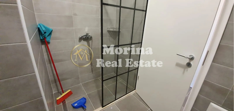 Tirane, jepet me qera apartament 2+1 Kati 3, 85 m² 450 € (Ali Demi)