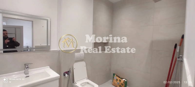 Tirane, jepet me qera apartament 2+1 Kati 1, 100 m² 300 € (Baldushk)