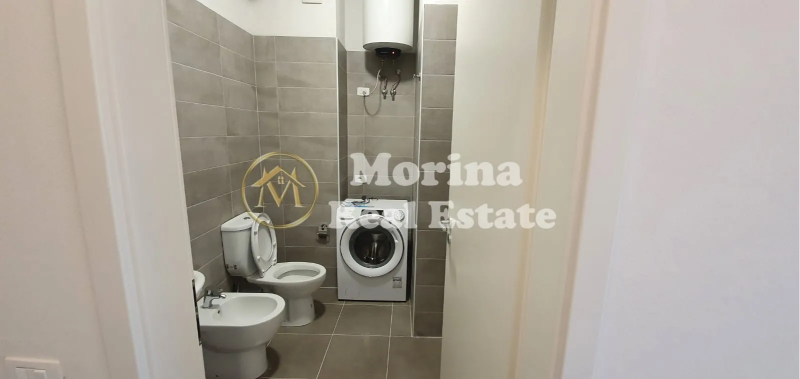 Tirane, jepet me qera apartament 2+1 Kati 3, 85 m² 450 € (Ali Demi)