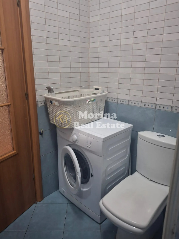 Tirane, jepet me qera apartament 1+1 Kati 5, 70 m² 750 € (Rruga e Kavajes)