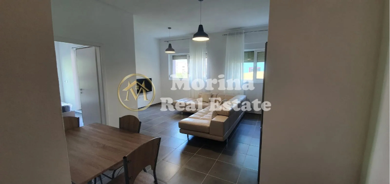Tirane, jepet me qera apartament 2+1 Kati 3, 85 m² 450 € (Ali Demi)