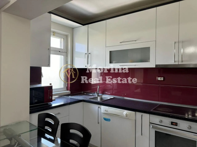 Tirane, jepet me qera apartament 2+1 Kati 5, 90 m² 700 € (Qender)