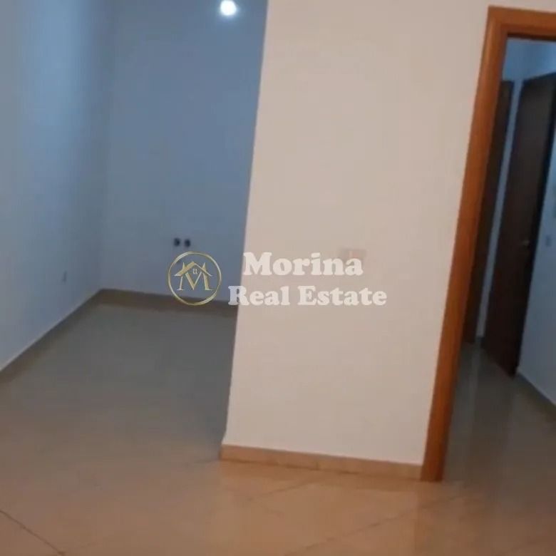 Tirane, jepet me qera apartament 1+1 Kati 5, 88 m² 300 € (Astir)