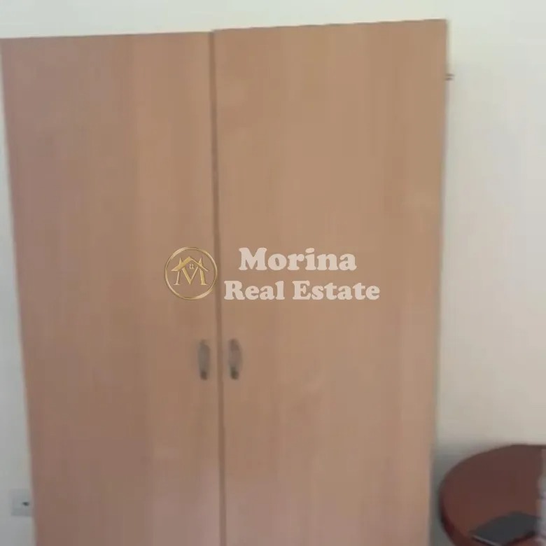 Tirane, jepet me qera shtepi 1+1 Kati 1, 53 m² 260 € (Ali Demi)
