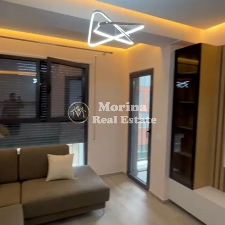 Tirane, jepet me qera apartament 1+1 Kati 2, 67 m² 550 € (Stacioni Trenit)