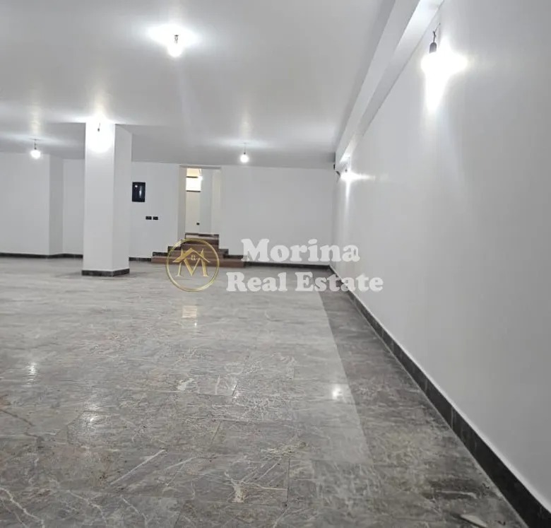 Tirane, jepet me qera ambjent biznesi Kati 0, 200 m² 370 € (Rruga Sami Frasheri)