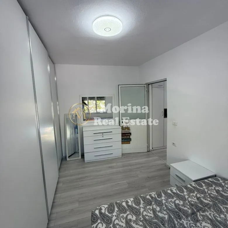 Tirane, jepet me qera apartament 1+1 Kati 3, 65 m² 550 € (Rruga Isuf Elezi, Selite)