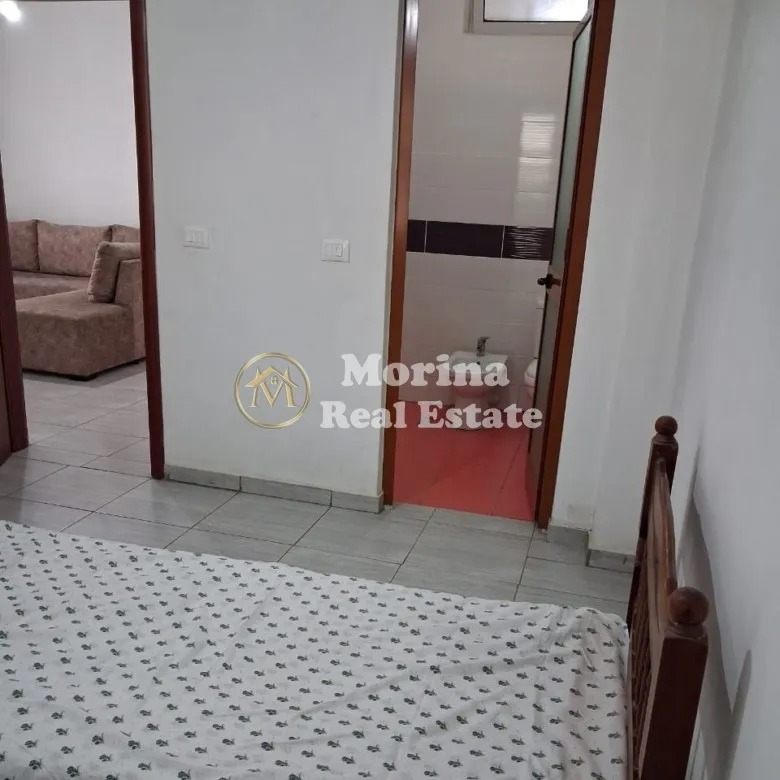 Tirane, jepet me qera shtepi 2+1 Kati 2, 120 m² 450 € (Spitali Amerikan 2)