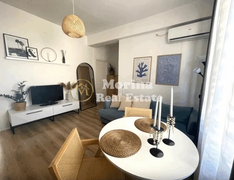 Tirane, jepet me qera apartament 1+1 Kati 2, 50 m² 500 € (Kompleksi Siri)