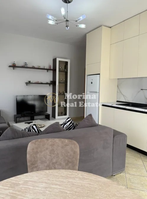 Tirane, jepet me qera apartament 2+1 Kati 5, 85 m² 650 € (21 Dhjetori)