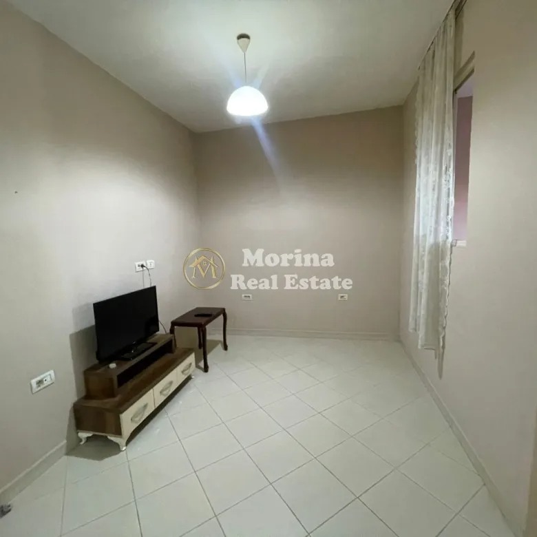 Tirane, jepet me qera apartament 1+1 Kati 5, 60 m² 350 € (Shkolla Bajram Curri)