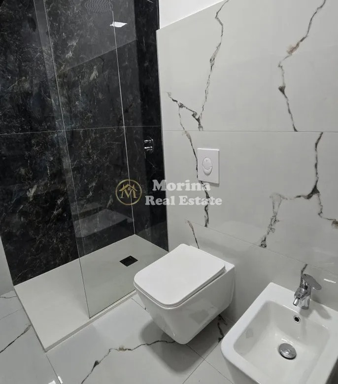 Tirane, jepet me qera apartament 2+1 Kati 4, 90 m² 500 € (5 Maji)