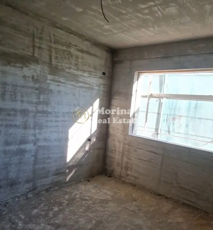 Tirane, shitet apartament 2+1 Kati 3, 85 m² 85.000 € (Paskuqan)