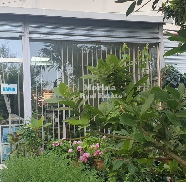 Tirane, jepet me qera ambjent biznesi Kati 1, 45 m² 500 € (Don Bosko)