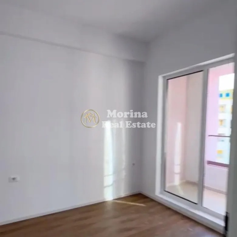 Tirane, shitet apartament 1+1 Kati 5, 47 m² 84.000 € (Ali Demi, Kompleksi Kadiu)