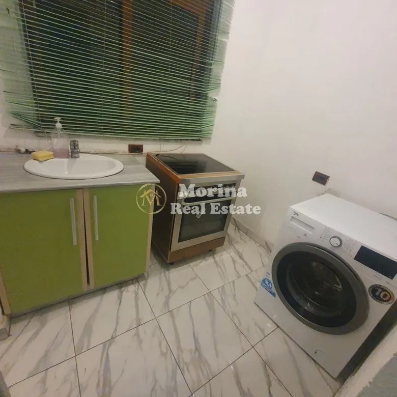 Tirane, jepet me qera garsonier Kati 0, 40 m² 300 € (Casa Italia)