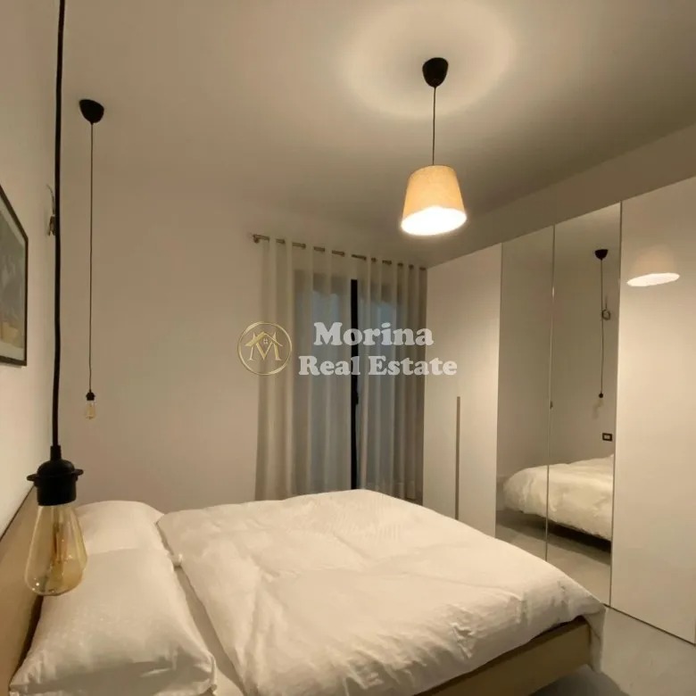 Tirane, jepet me qera apartament 2+1 Kati 7, 100 m² 500 € (Rruga e Kavajes)