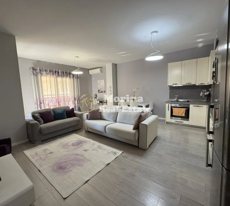 Tirane, jepet me qera apartament 1+1 Kati 3, 70 m² 600 € (Don Bosko)