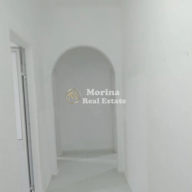 Tirane, jepet me qera apartament 2+1 Kati 2, 70 m² 350 € (Kinostudio)
