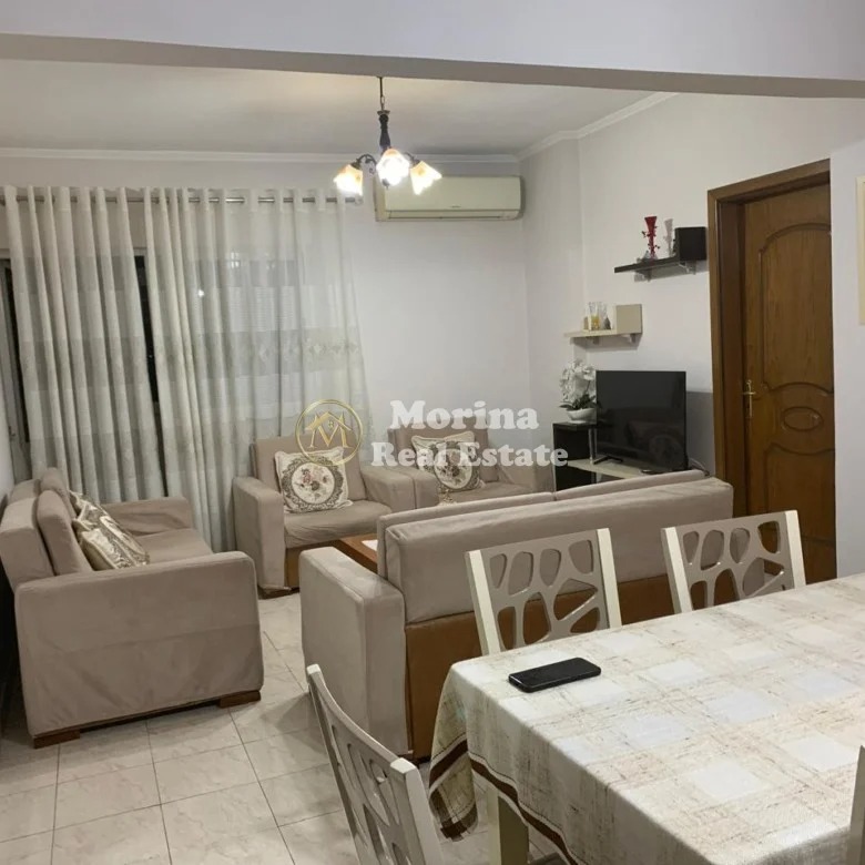 Tirane, jepet me qera apartament 2+1 Kati 4, 90 m² 680 € (Don Bosko)