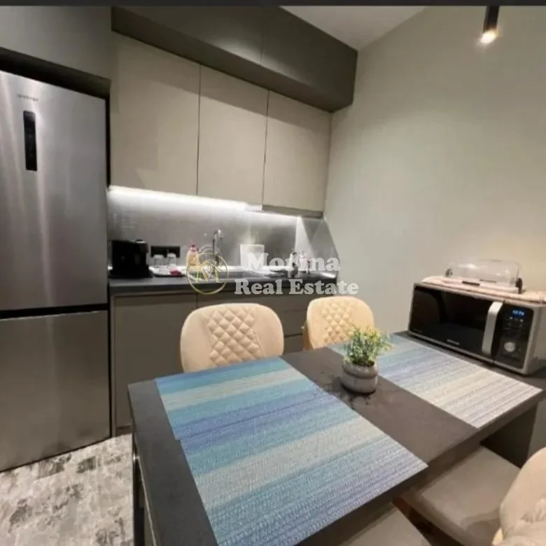 Tirane, jepet me qera apartament 1+1 Kati 11, 67 m² 850€ (Zogu Zi)