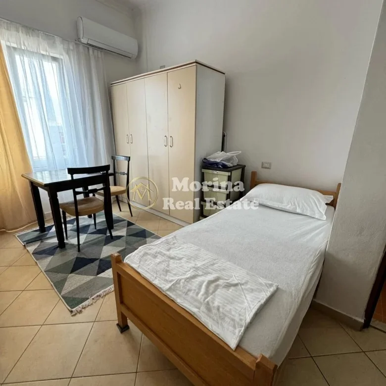 Tirane, jepet me qera garsonier Kati 5, 30 m² 300 € (5 Maji)