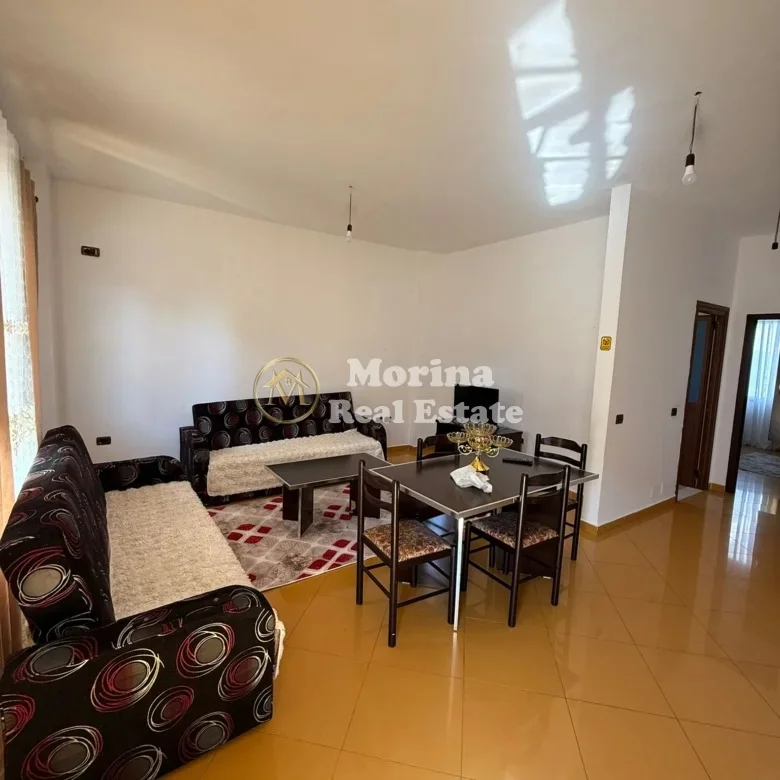 Tirane, jepet me qera apartament 1+1 Kati 3, 70 m² 450 € (21 Dhjetori)