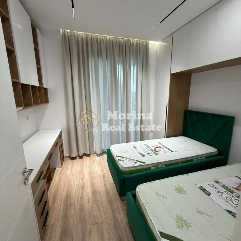 Tirane, jepet me qera apartament 2+1 Kati 7, 100 m² 1.200 € (Komuna e Parisit)