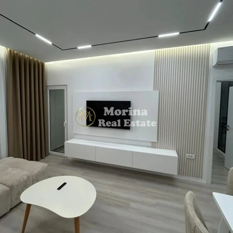 Tirane, jepet me qera apartament 1+1 Kati 7, 60 m² 600 € (5 Maji)