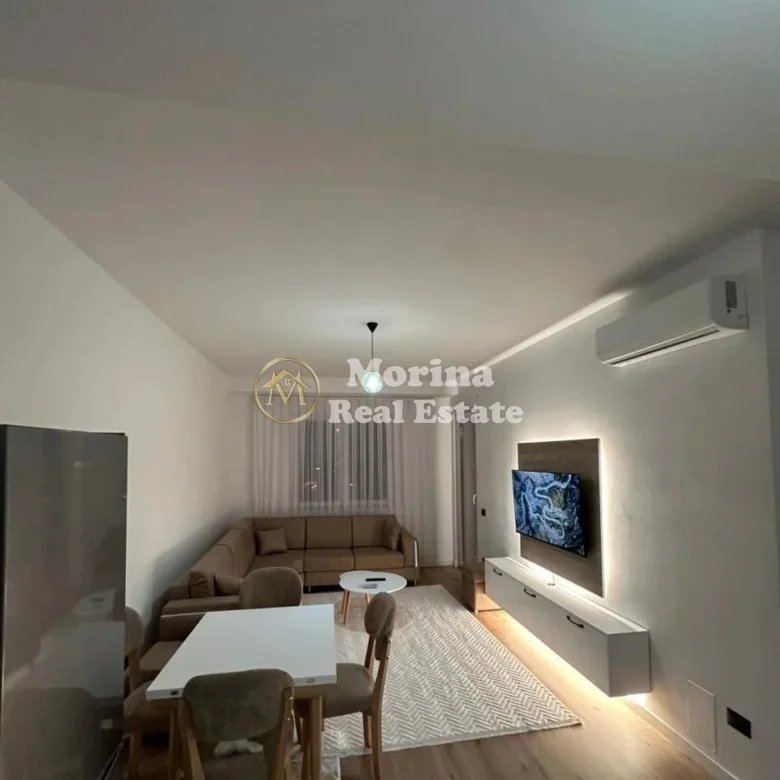 Tirane, jepet me qera apartament 2+1 Kati 5, 105 m² 600 € (Paskuqan)
