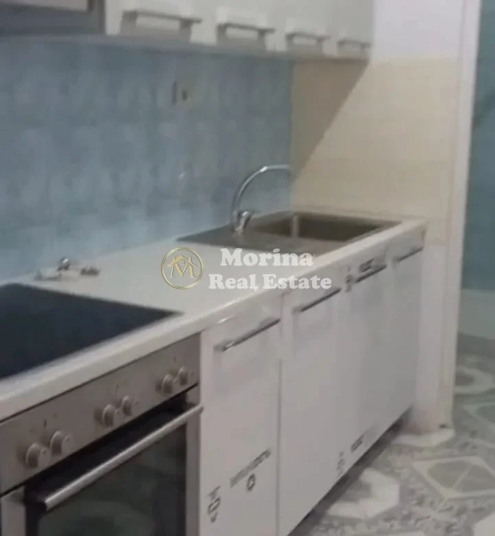 Tirane, jepet me qera shtepi 1+1 Kati 1, 50 m² 300 € (5 Maji)