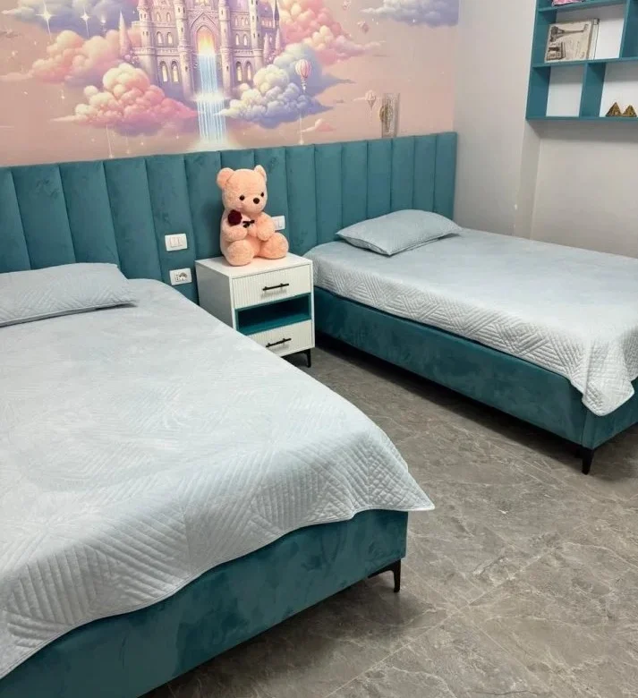 Tirane, jepet me qera Vile 2+1 Kati 3, 120 m² 700 € (TEG)