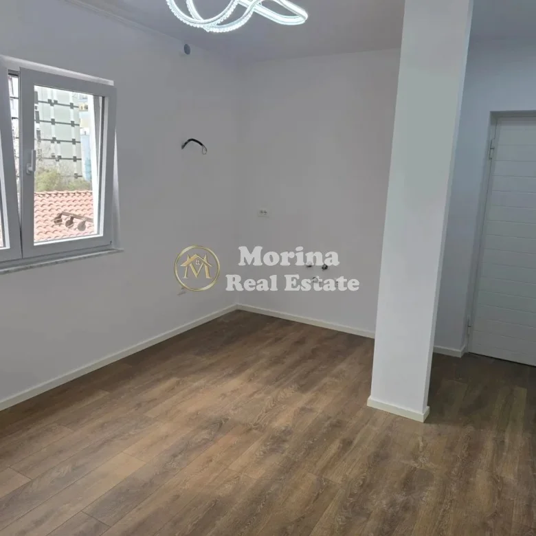 Tirane, shitet apartament 1+1 Kati 4, 40 m² 122.000 € (Pazari i Ri)