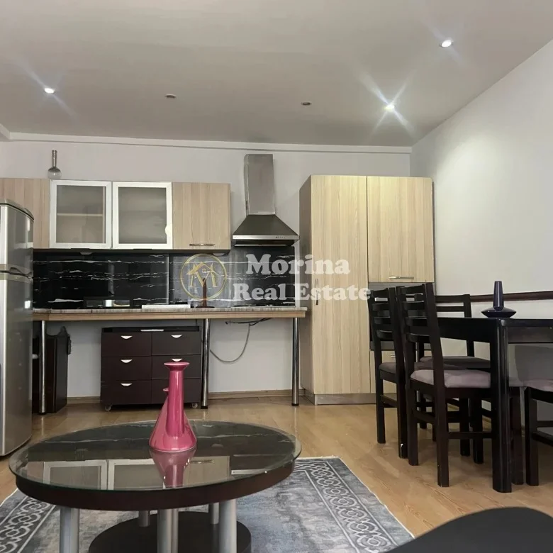 Tirane, jepet me qera shtepi 2+1 Kati 1, 90 m² 400 € (Kompleksi Malajziani)